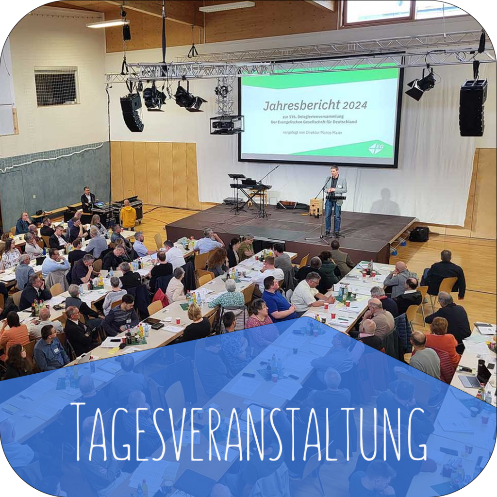 Große Tagesveranstaltung mit Publikum und Präsentation auf Bühne – Evangelische Gesellschaft für Deutschland KdöR
